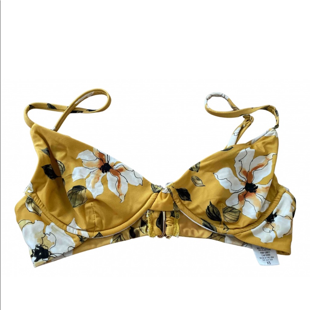 Swimwear top